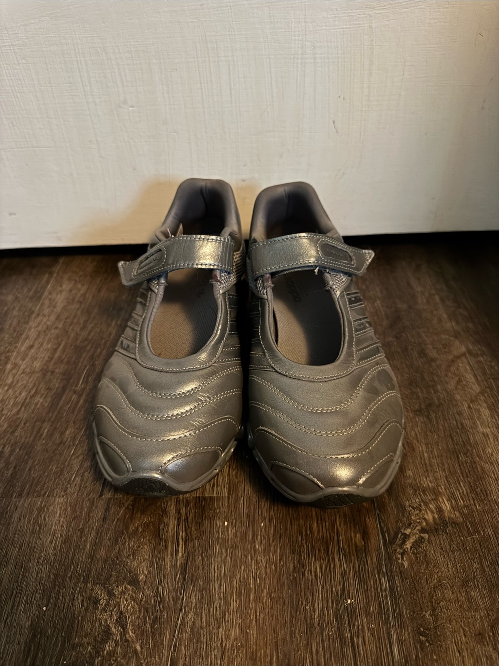 Women’s Adidas x Taqwa Bint Ali Megaride Mary ‘Iron Metallic’ size 6